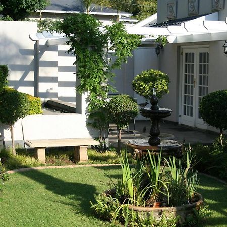 Touch Of Class Guest House Pretoria Exterior foto