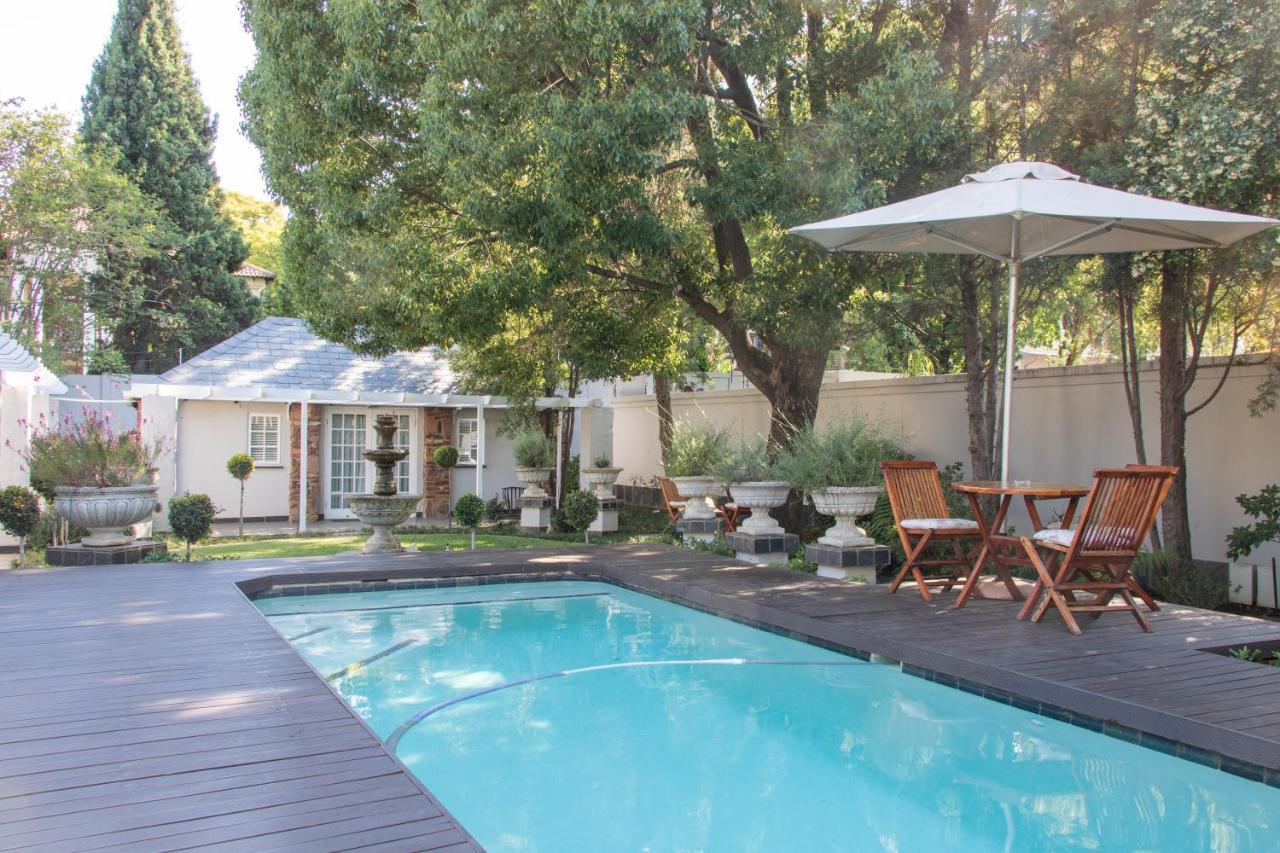 Touch Of Class Guest House Pretoria Exterior foto