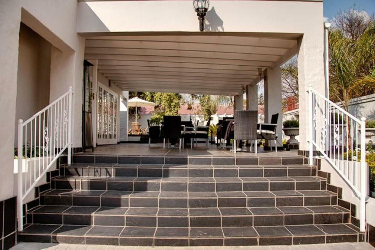 Touch Of Class Guest House Pretoria Exterior foto