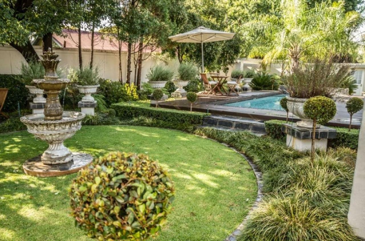 Touch Of Class Guest House Pretoria Exterior foto